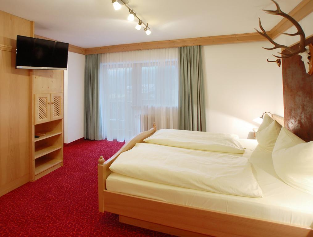 Hotel Gebirgshaeusl Engedey Bagian luar foto